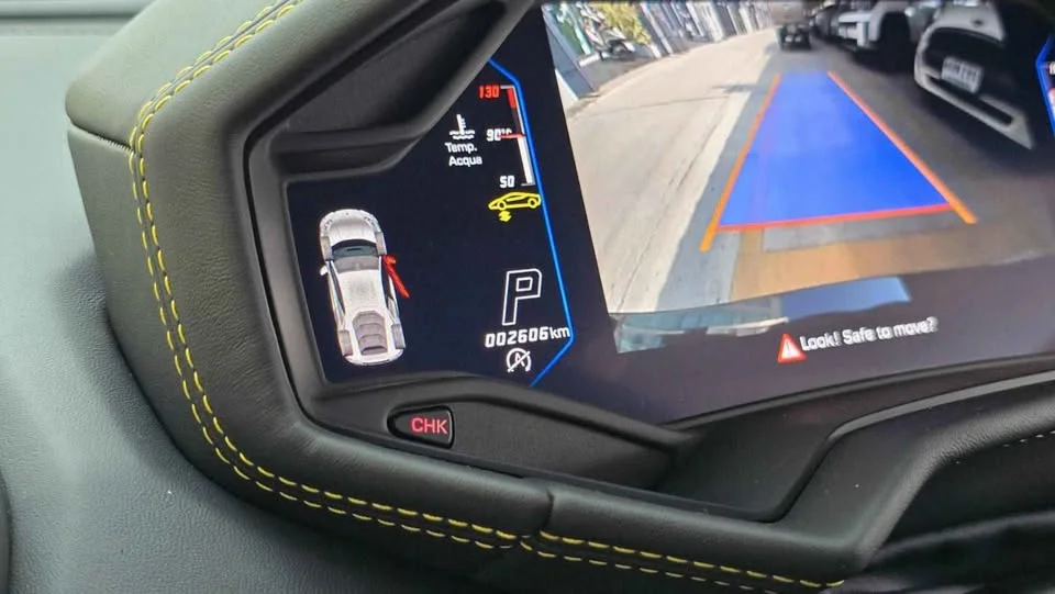 2023 Lamborghini Huracan 2