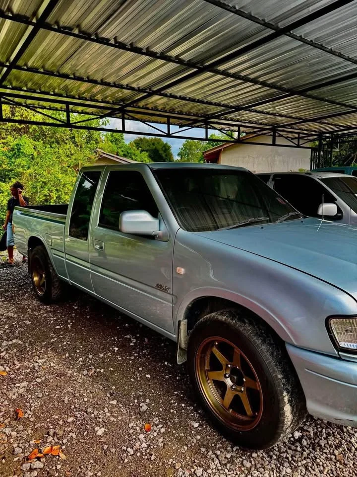 2002 Isuzu Faster Dragon Eyes III 3