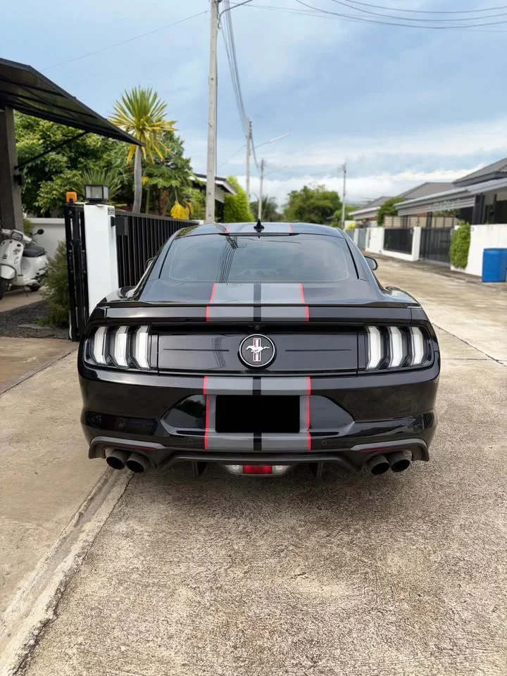 2020 Ford Mustang VI 2