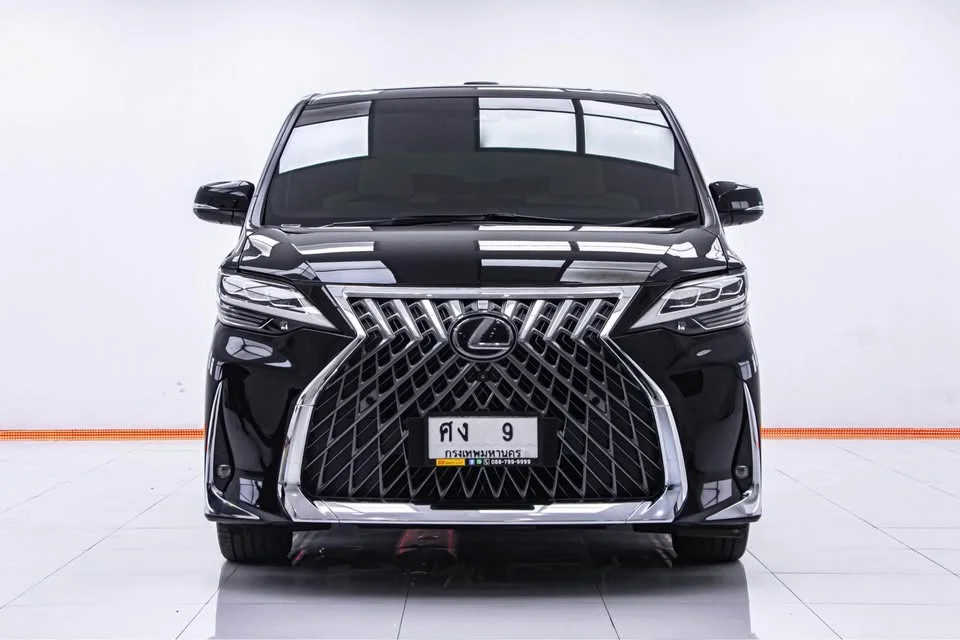 2021 Lexus LM I 3