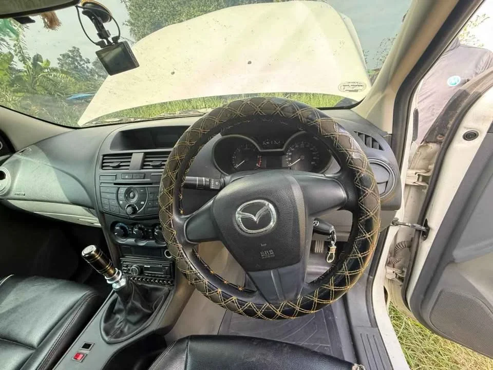 2014 Mazda BT-Series II 3