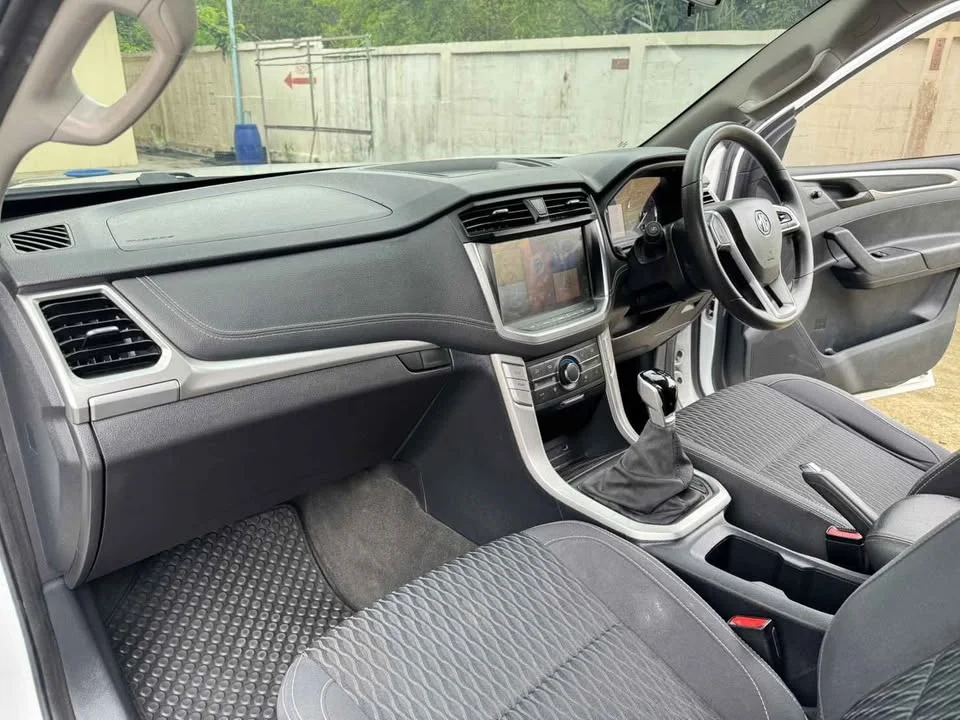 2020 MG Extender 2