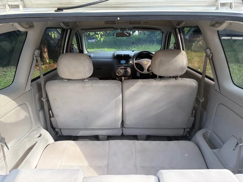 2010 Toyota Avanza I 2