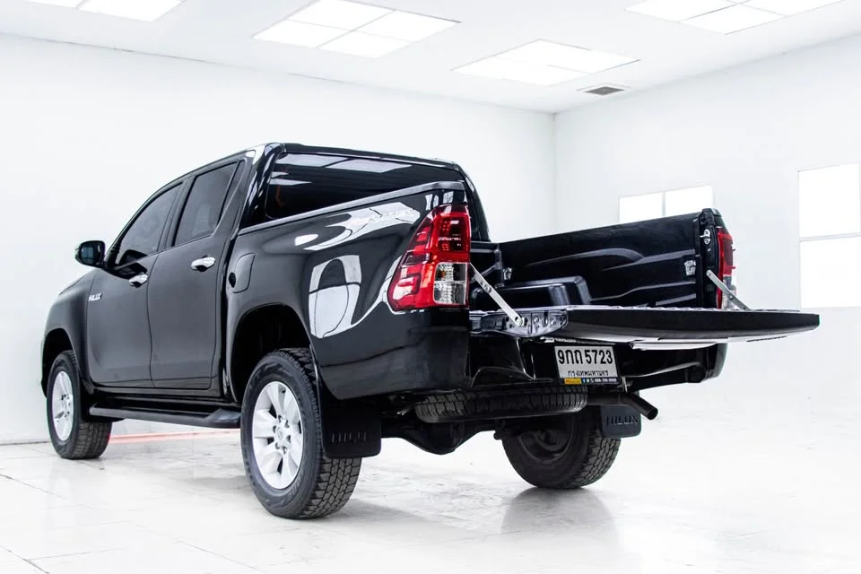 2020 Toyota Hilux VIII 3