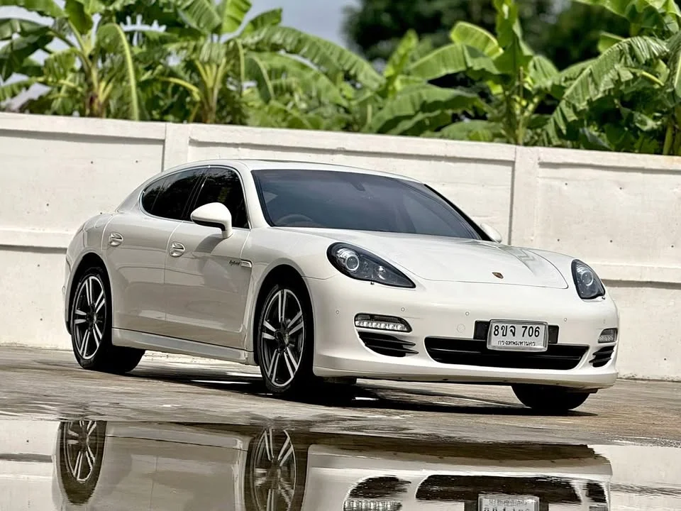 2012 Porsche Panamera I 2