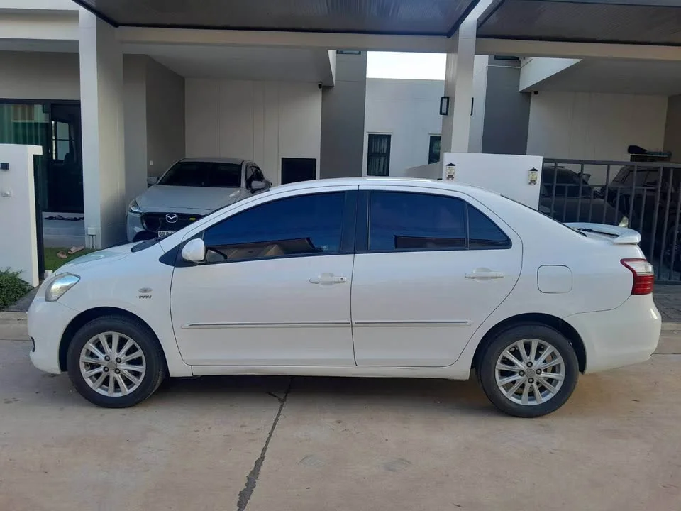 2010 Toyota Vios II 2