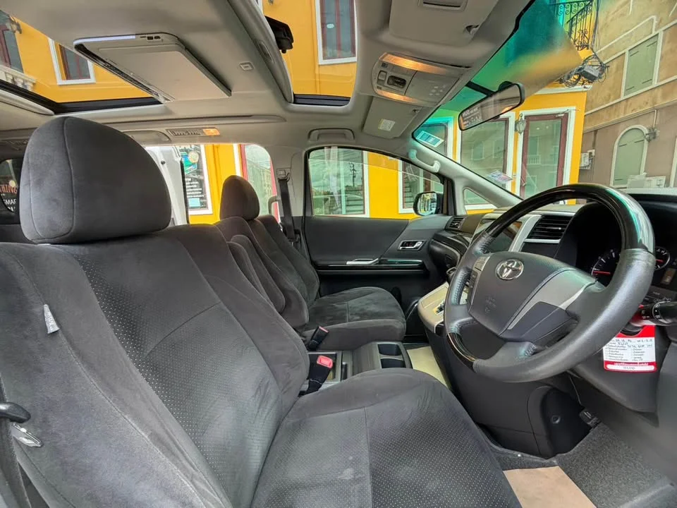 2010 Toyota Alphard, Vellfire II (AH20) 3