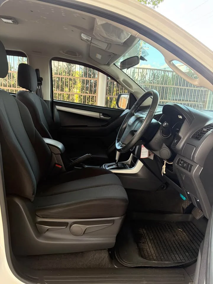 2015 Isuzu D-Max II (RT) 3