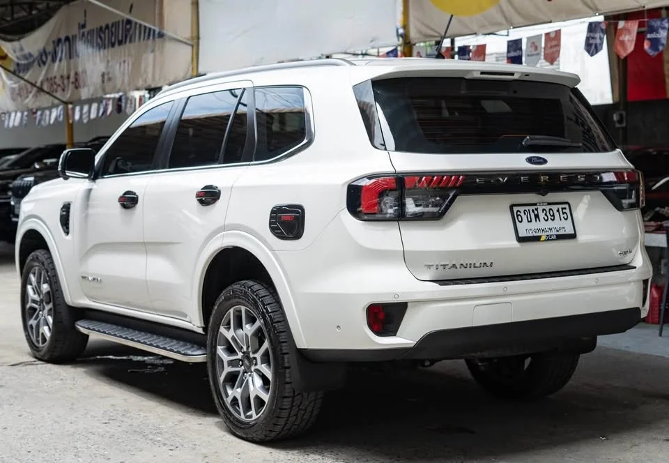 2022 Ford Everest III 3