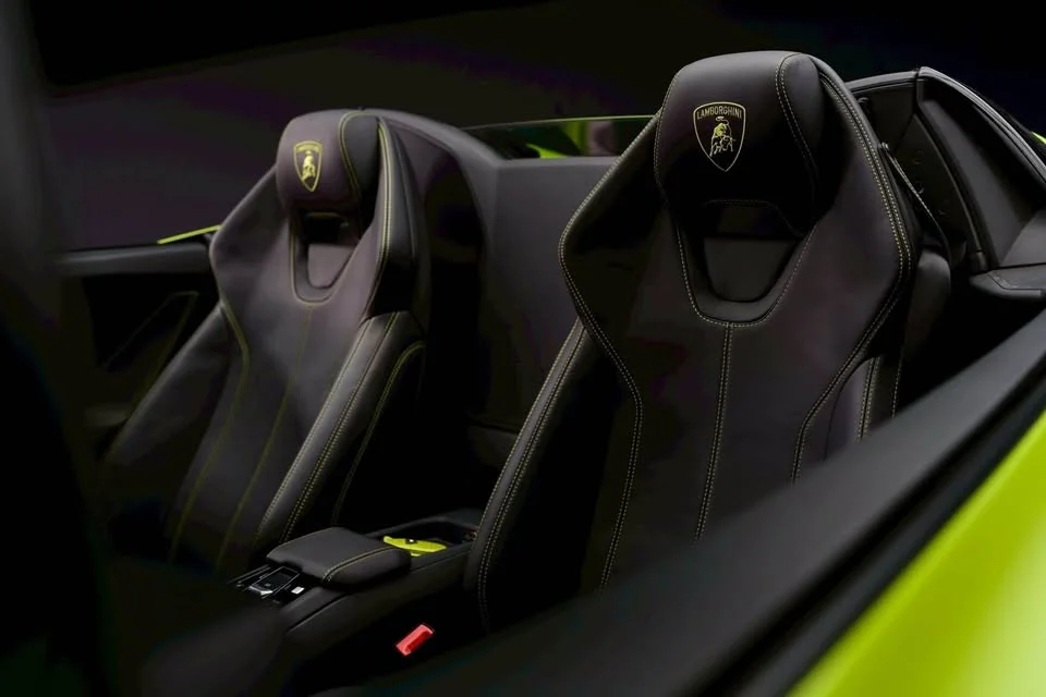 2024 Lamborghini Huracan 2