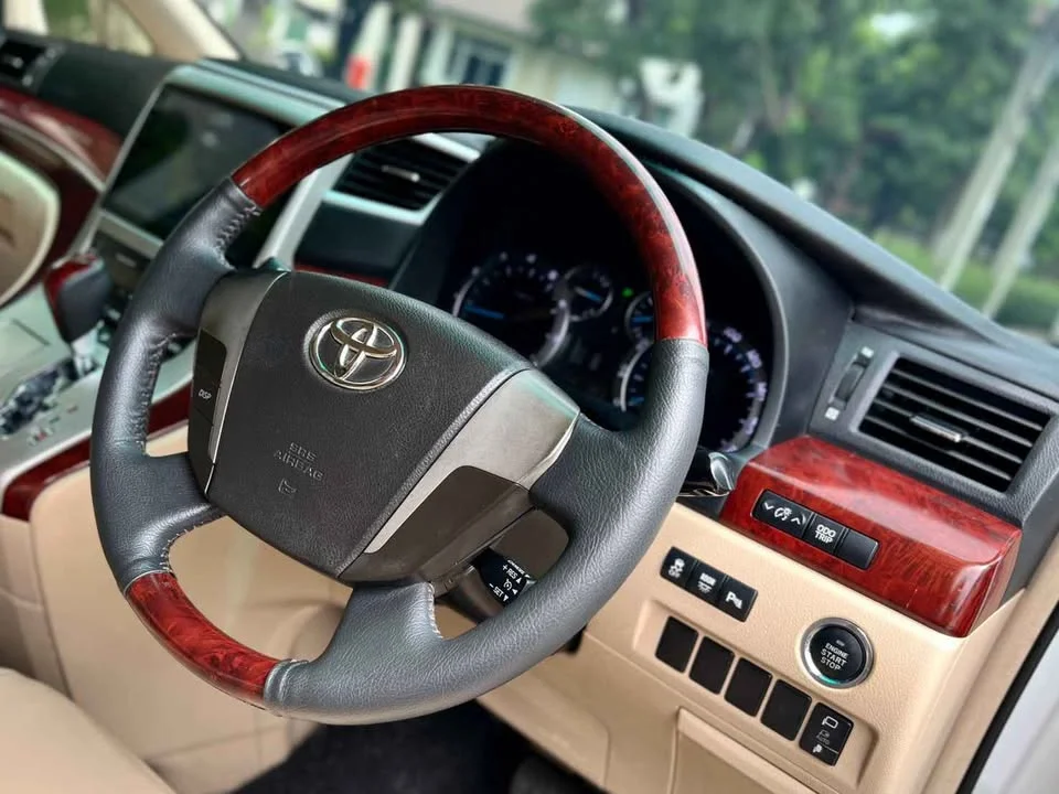 2010 Toyota Alphard, Vellfire II (AH20) 2