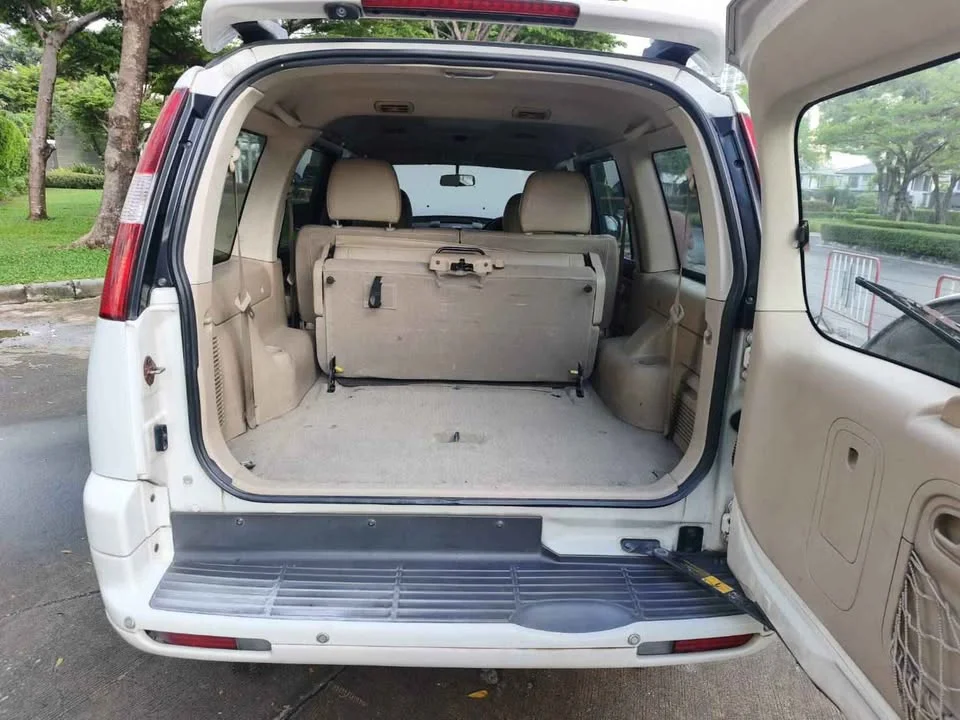 2007 Ford Everest I 3