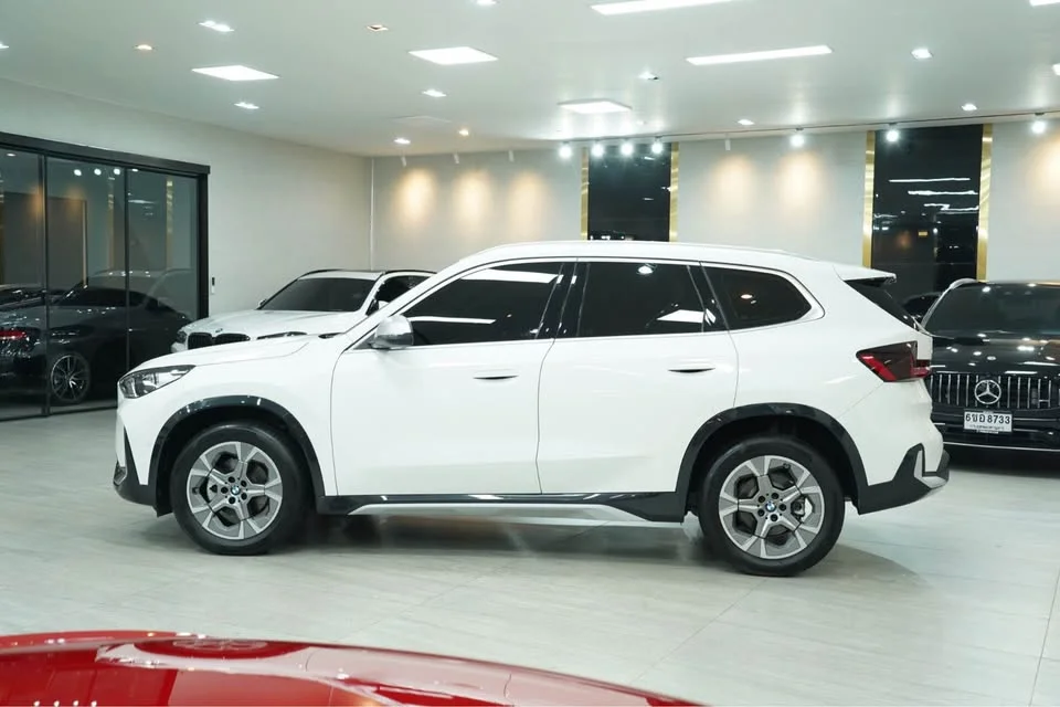 2025 BMW X1 U11, U12 3