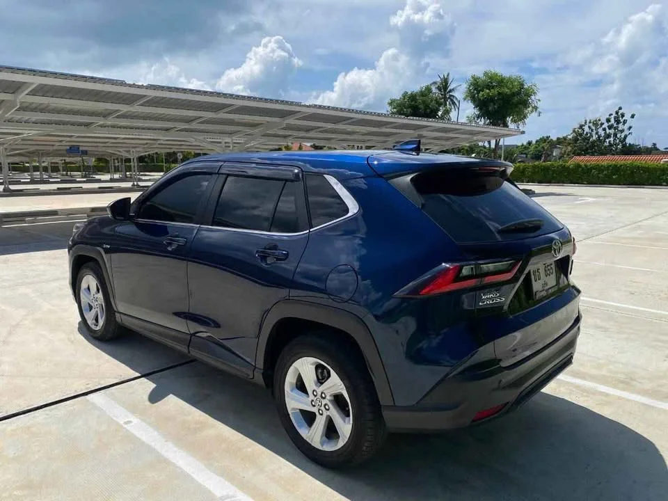 2024 Toyota Yaris Cross AC200 3