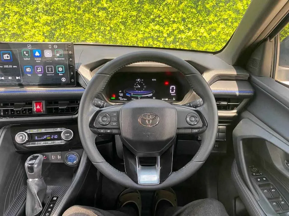 2024 Toyota Yaris Cross AC200 2