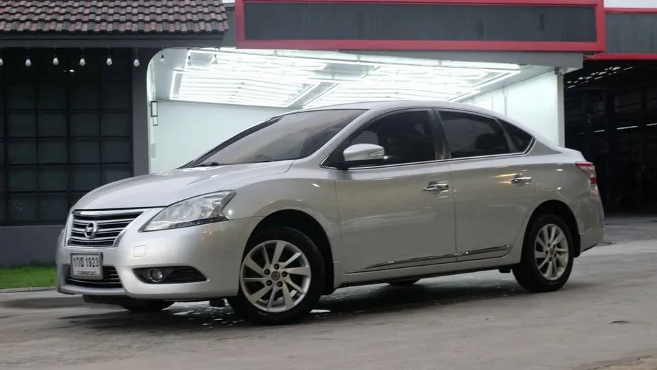 2013 Nissan Sylphy III (B17) 3