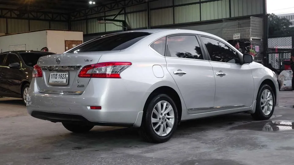 2013 Nissan Sylphy III (B17) 2