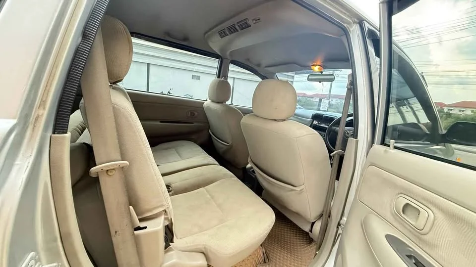 2011 Toyota Avanza I 3