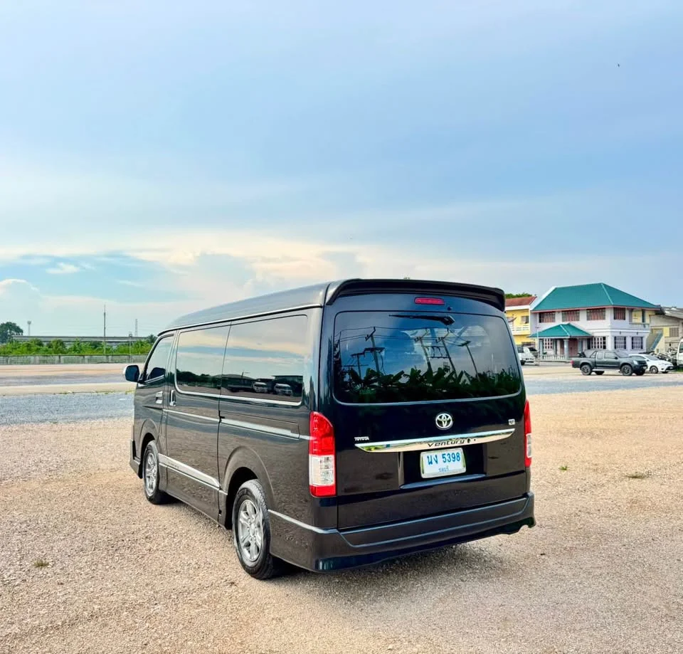 2016 Toyota HiAce V (H200) 2