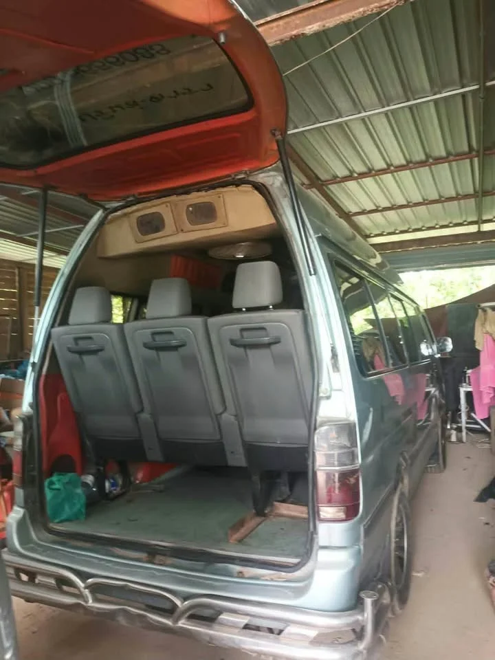 1995 Toyota Commuter IV (H100) 2