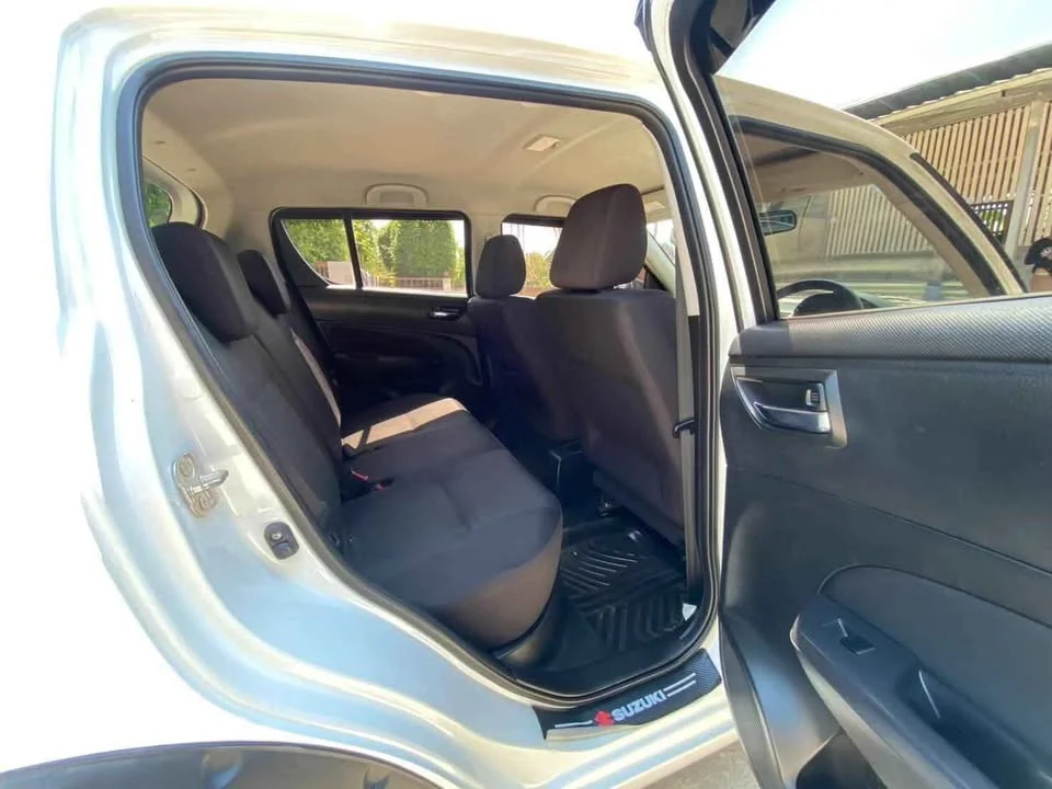 2013 Suzuki Swift II 2