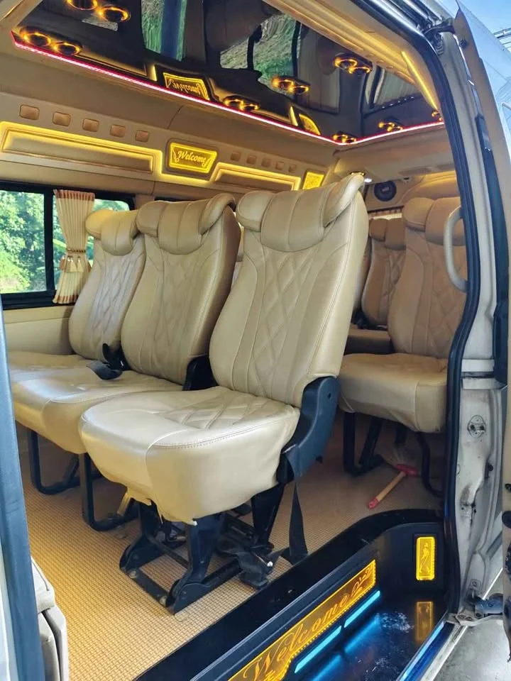 2011 Toyota Commuter V (H200) 2