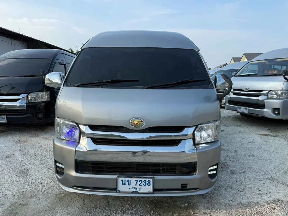 2009 Toyota Commuter V (H200) 2