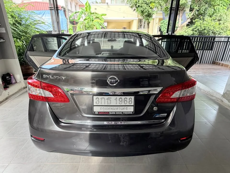 2013 Nissan Sylphy III (B17) 2