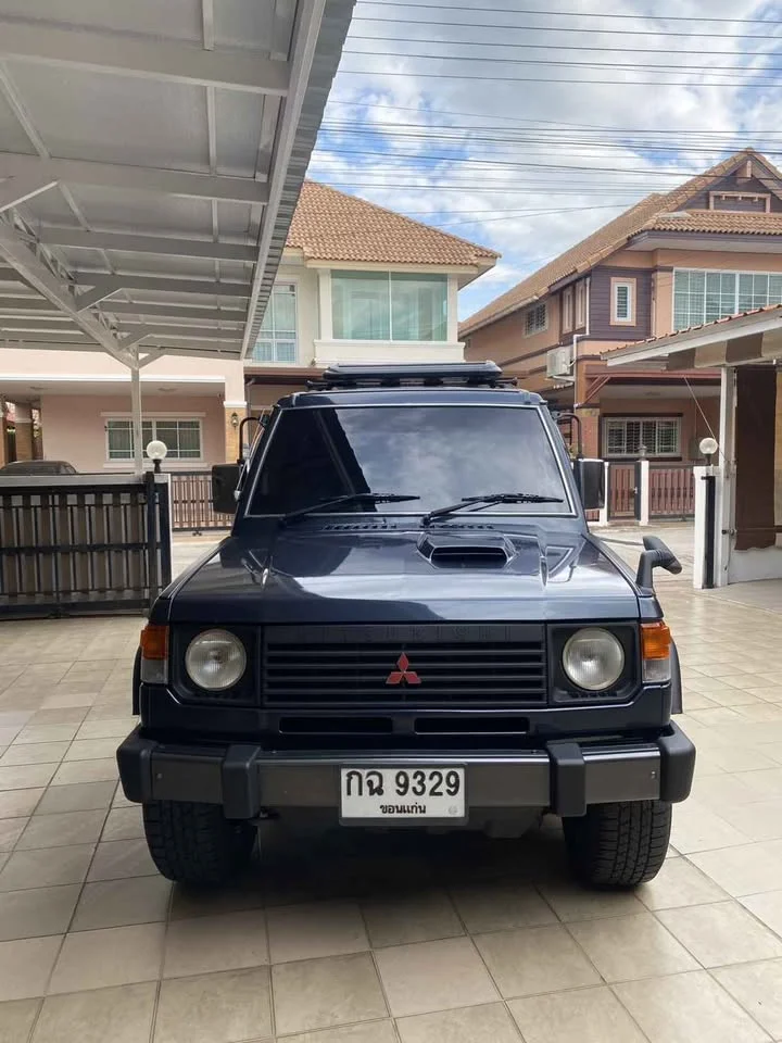 1992 Mitsubishi Pajero I 2