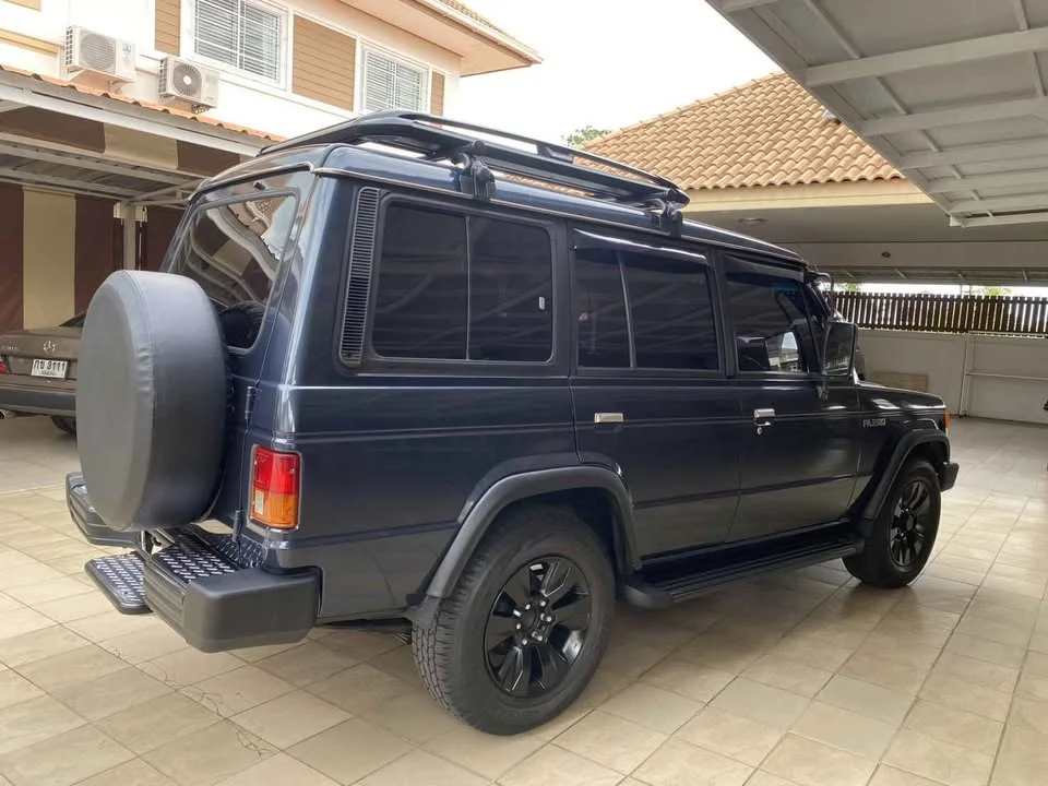 1992 Mitsubishi Pajero I 3