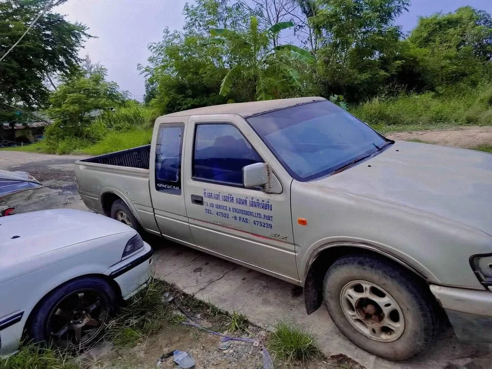1997 Isuzu Faster Dragon Eyes III 3