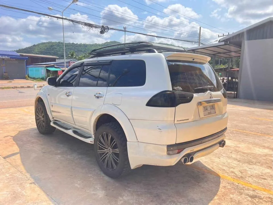 2014 Mitsubishi Pajero Sport II 2