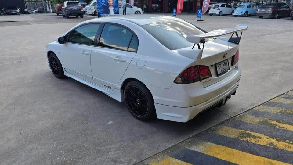 2011 Honda Civic VIII 3
