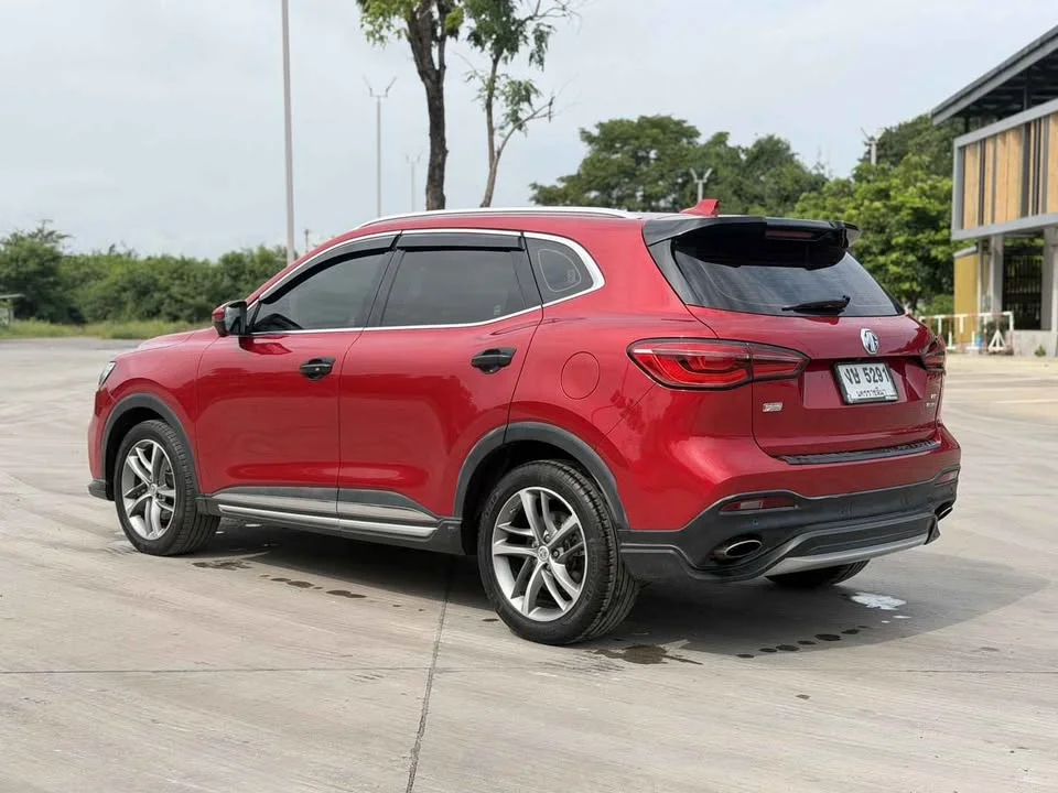 2021 MG HS 3