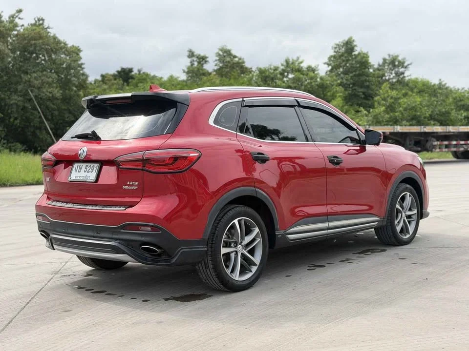 2021 MG HS 2