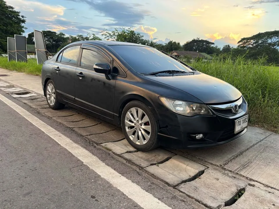 2009 Honda Civic VIII 3
