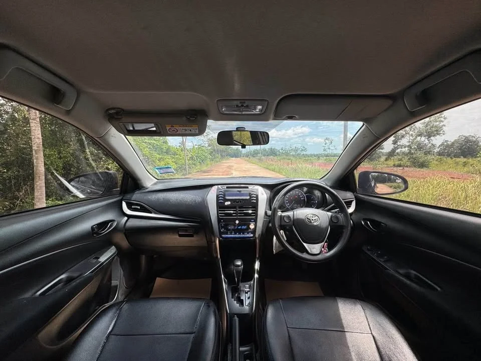 2020 Toyota Yaris ATIV III 2