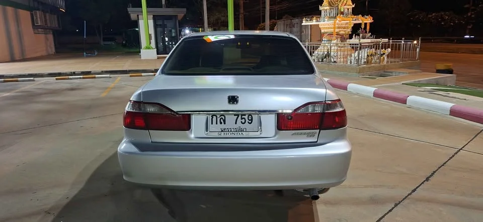 2001 Honda Accord VI 3