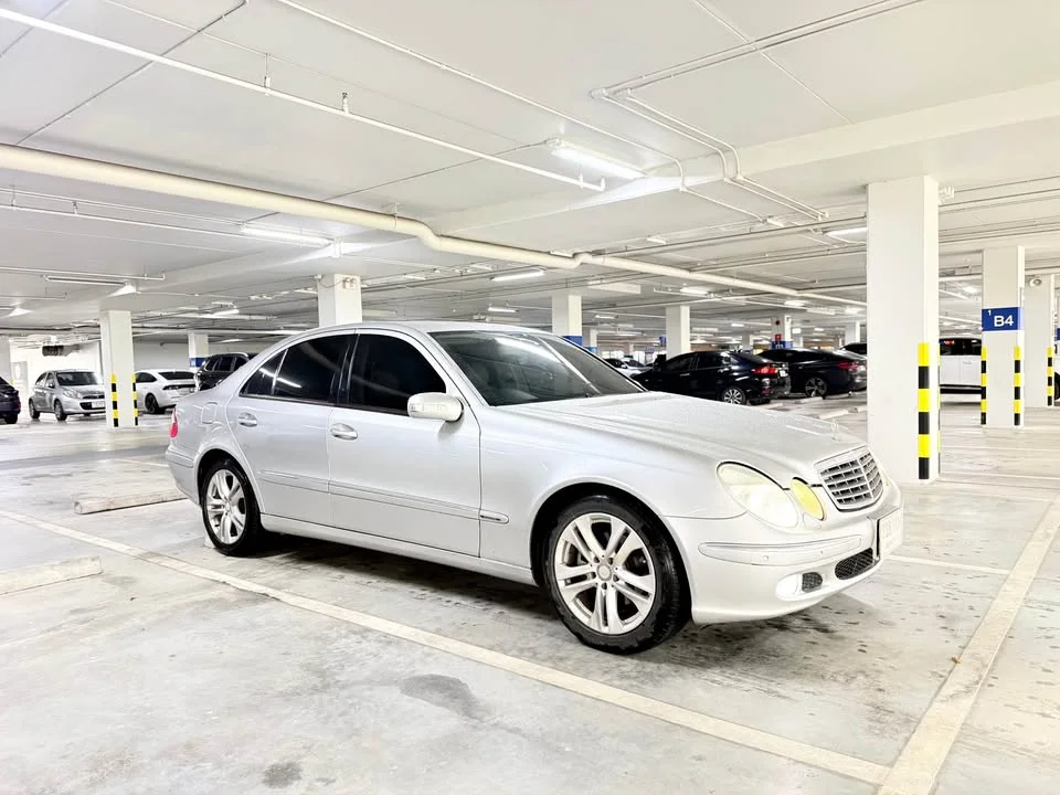 2004 Benz E-Class W211 2