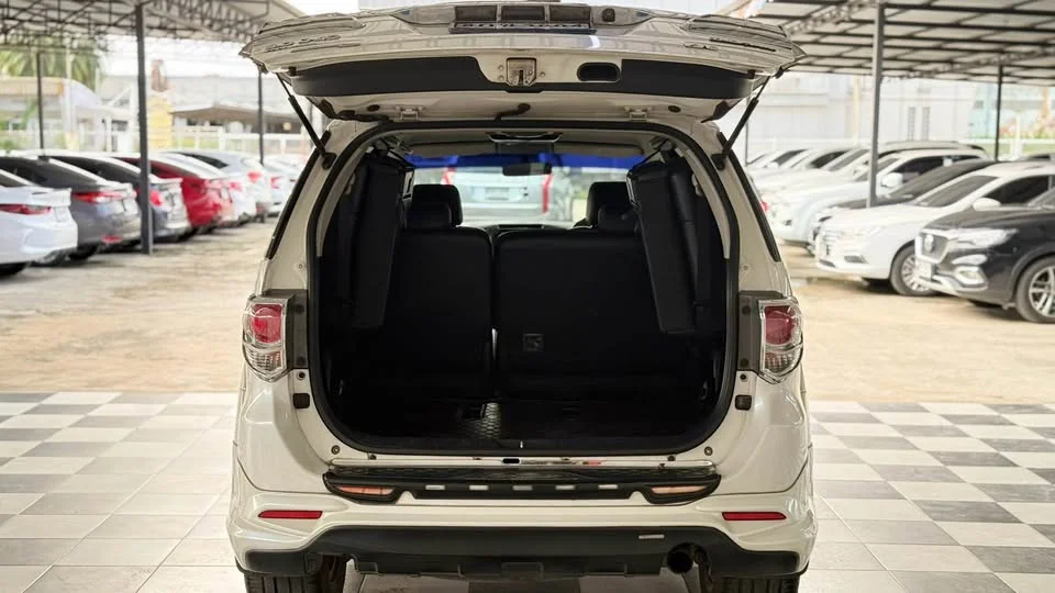 2015 Toyota Fortuner I 2