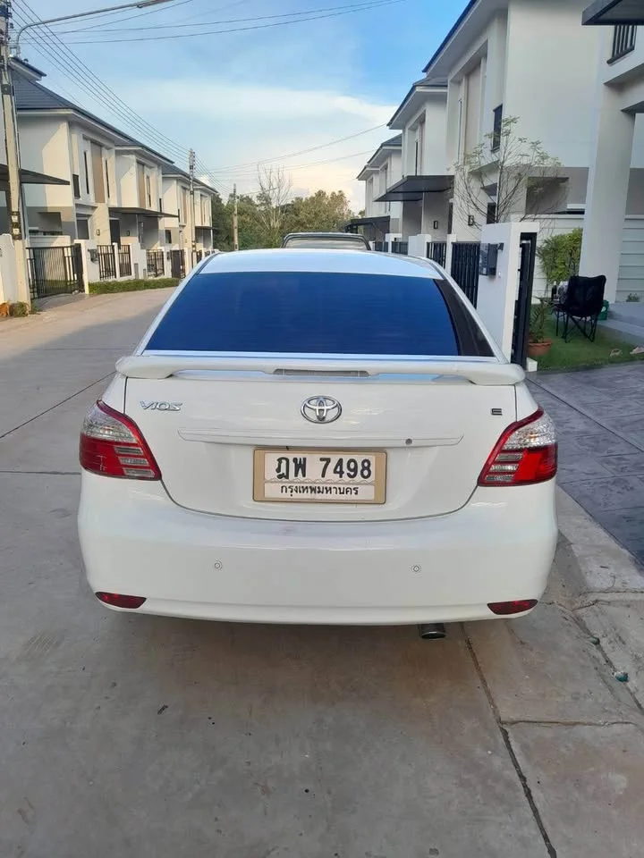 2010 Toyota Vios II 2