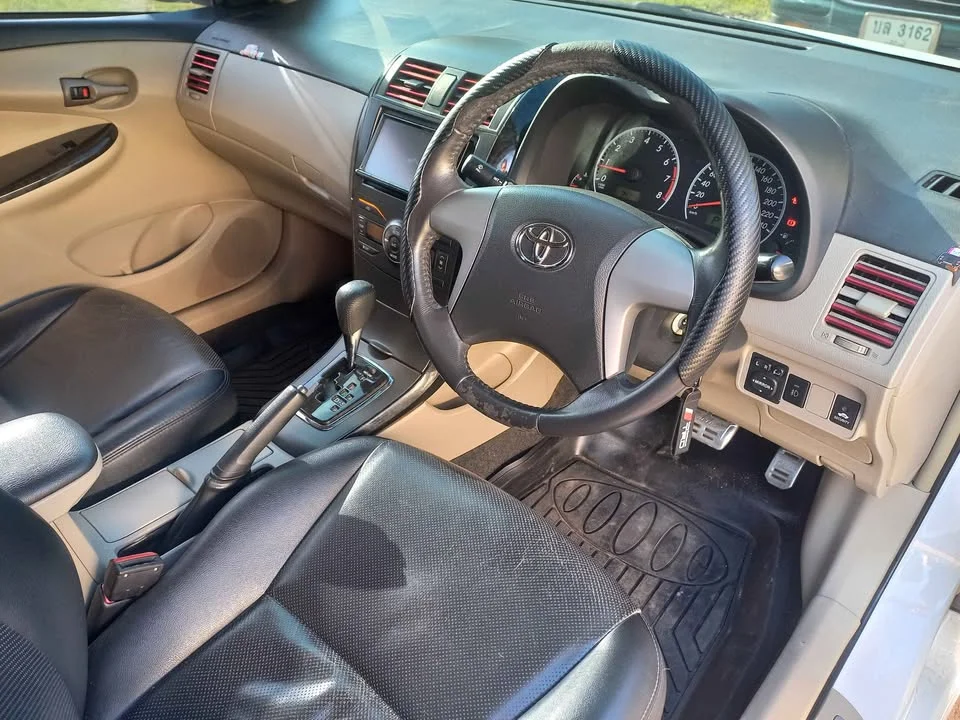2009 Toyota Corolla Altis X (E140) 3