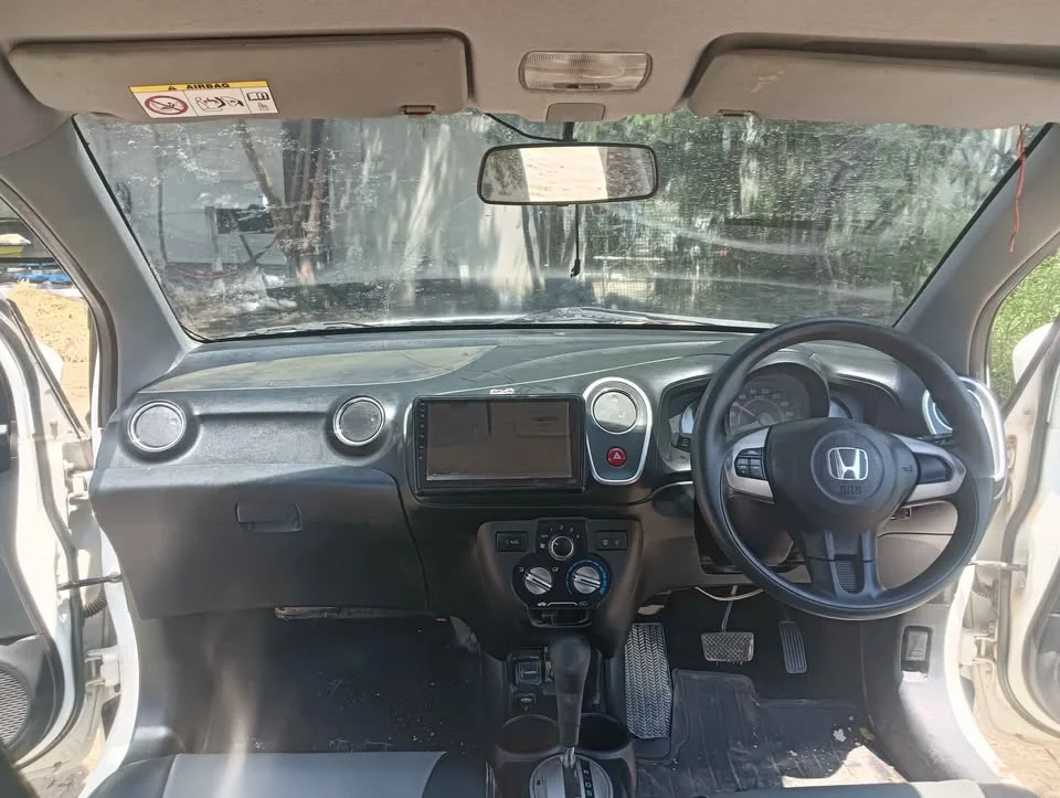 2014 Honda Mobilio II 2