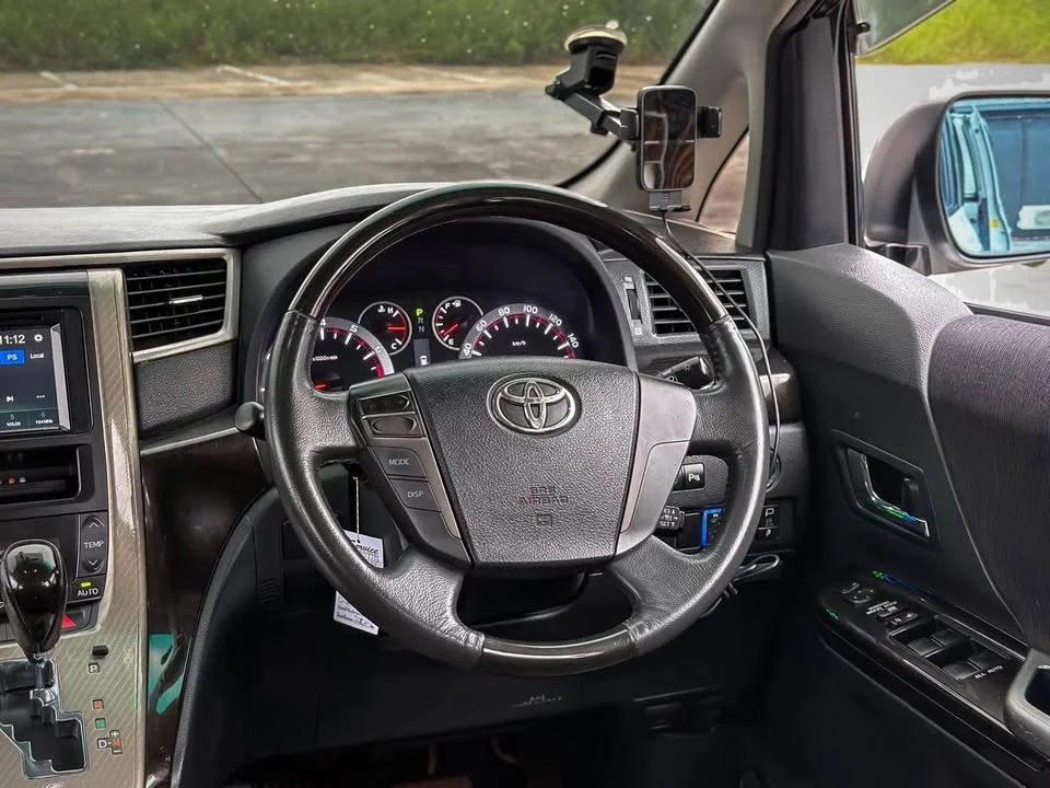 2012 Toyota Alphard, Vellfire II (AH20) 3