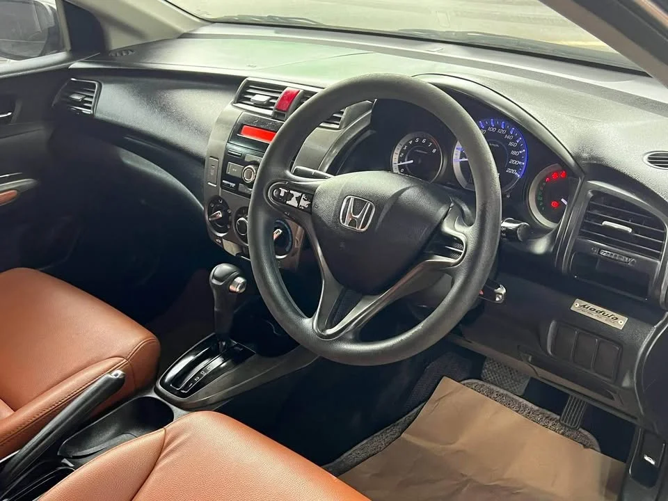 2012 Honda City V 3