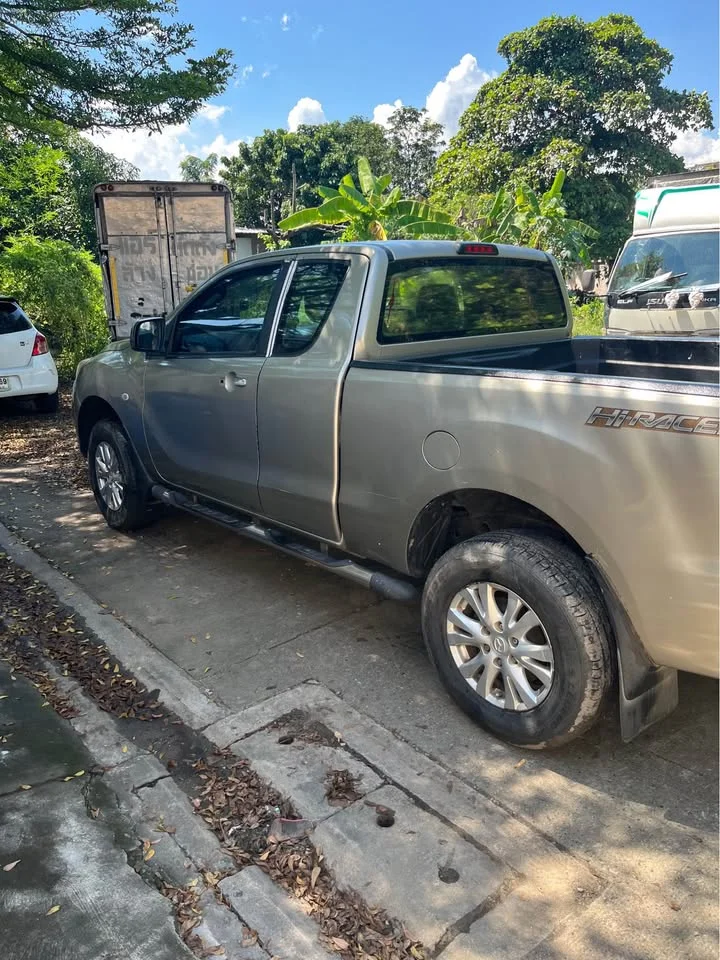 2012 Mazda BT-Series II 3