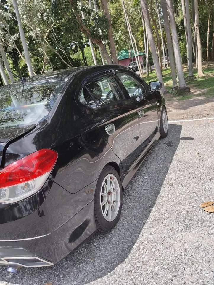 2013 Mitsubishi Attrage VI 3