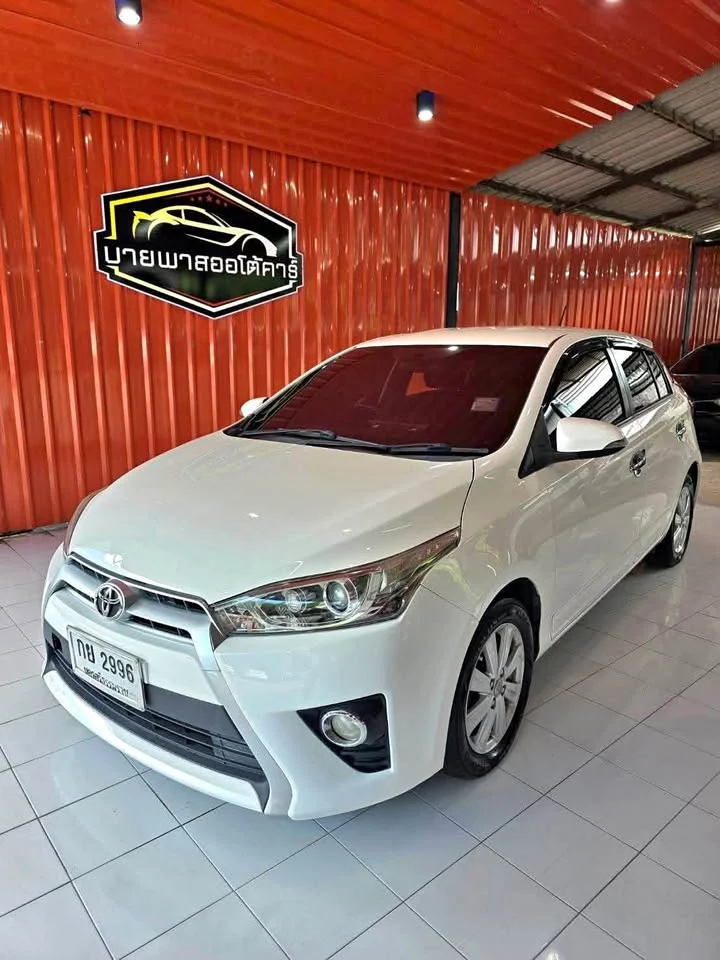 2015 Toyota Yaris III 3