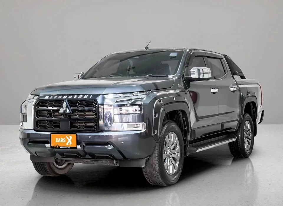 2023 Mitsubishi Triton VI 3