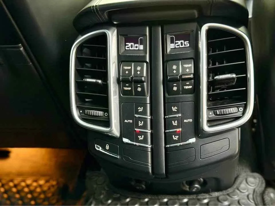 2012 Porsche Cayenne II 3